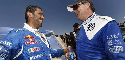 Nasser Al-Attiyah ja Carlos Sainz. Foto: Volkswagen