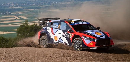 Ott Tänak ja Martin Järveoja Kreeka MM-ralli testikatsel. Foto: Hyundai Motorsport